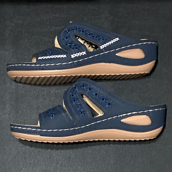 Strapless slide on sandals - Picture 2 of 4